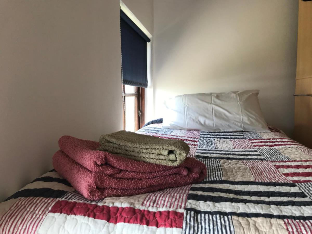 Heir Island House Bed & Breakfast สกิบเบอรีน ภายนอก รูปภาพ
