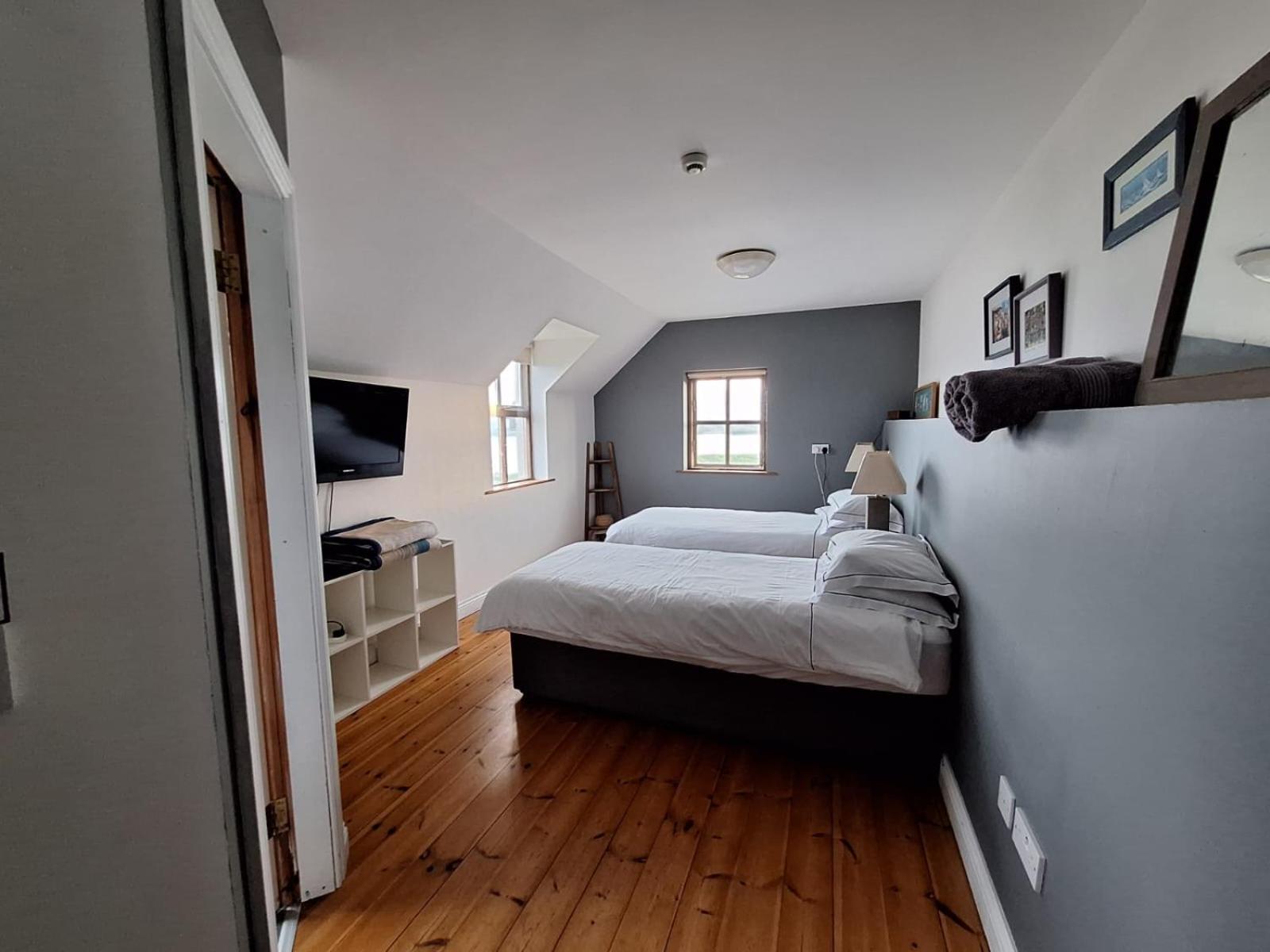 Heir Island House Bed & Breakfast สกิบเบอรีน ภายนอก รูปภาพ