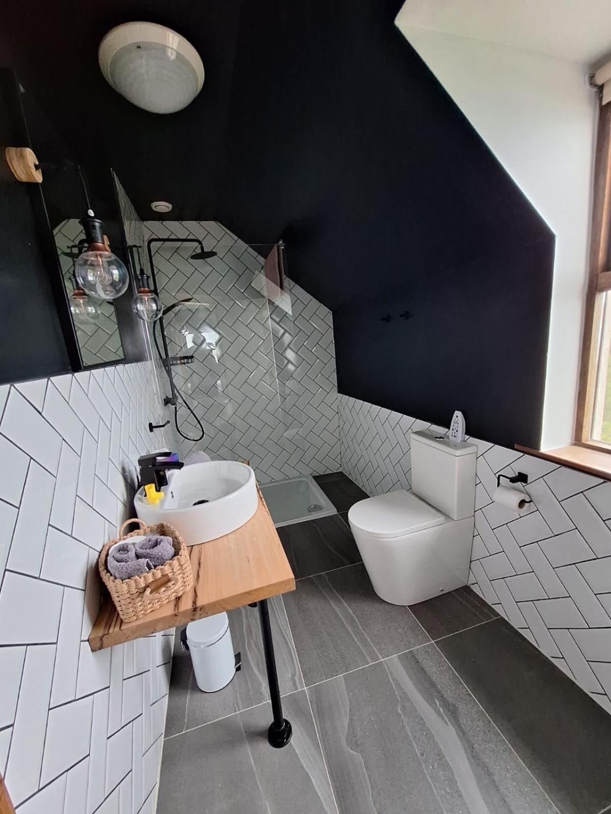 Heir Island House Bed & Breakfast สกิบเบอรีน ภายนอก รูปภาพ